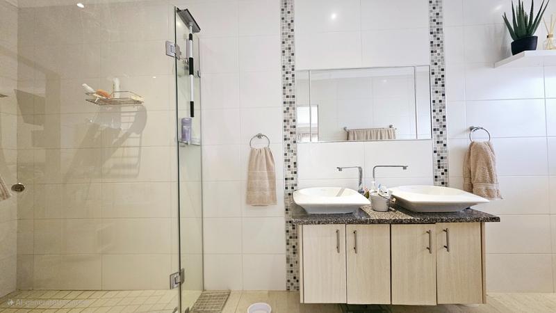 3 Bedroom Property for Sale in Monte Christo Western Cape